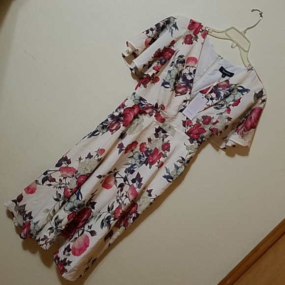 Modcloth Dresses & Skirts - Q. MODCLOTH Floral Dress